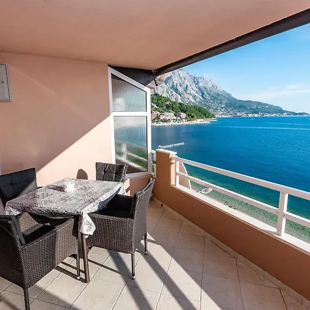 Apartament 4 Podgora