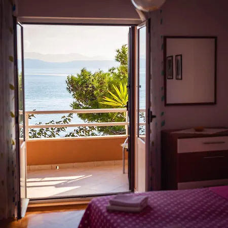 4 Apartment Podgora