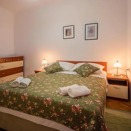 Apartment 4 Podgora