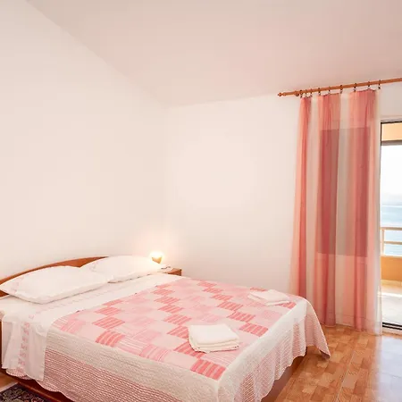 4 Appartement *
